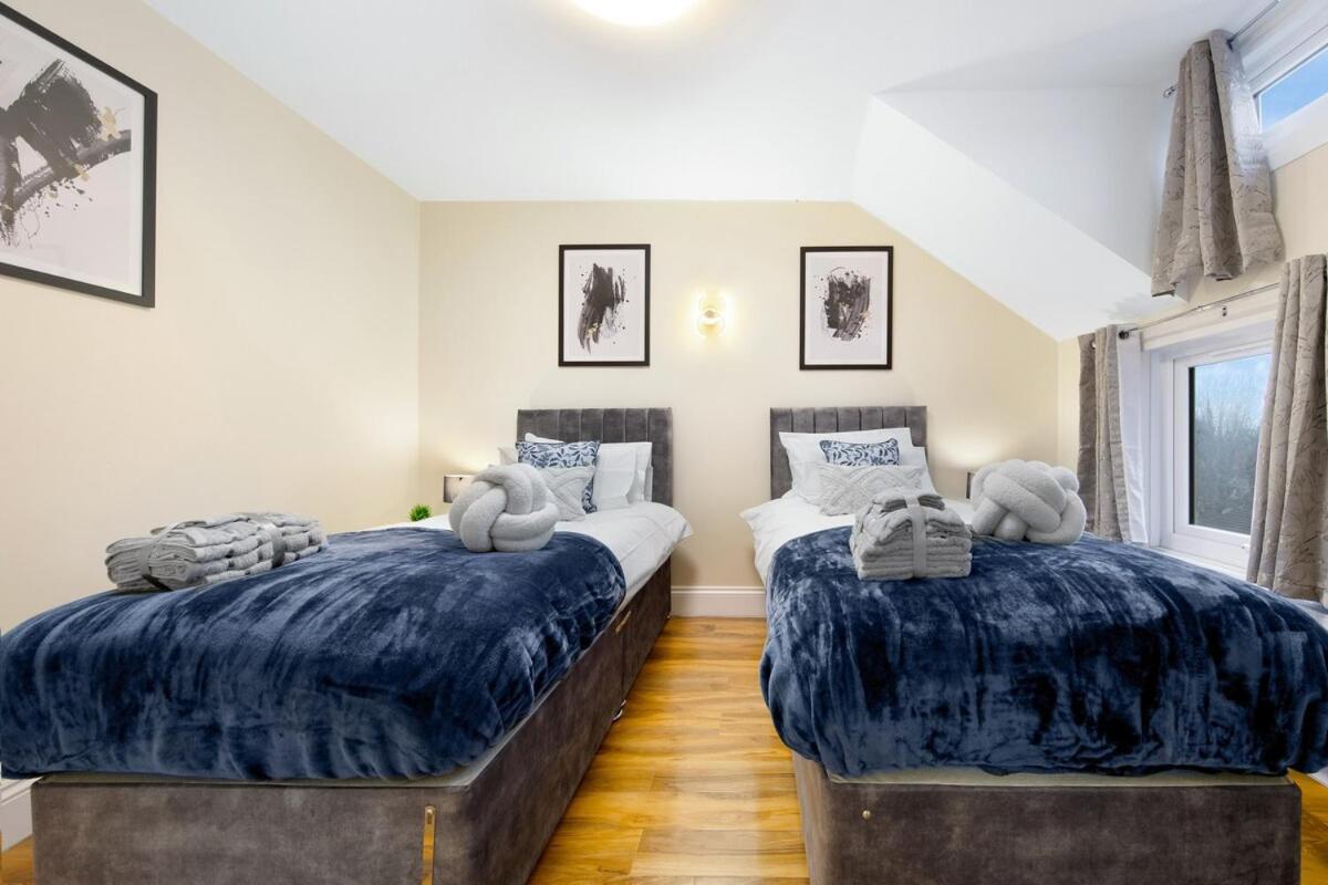 Lovely 4-br In Leyton - Sleeps 14, Near Tube Londra