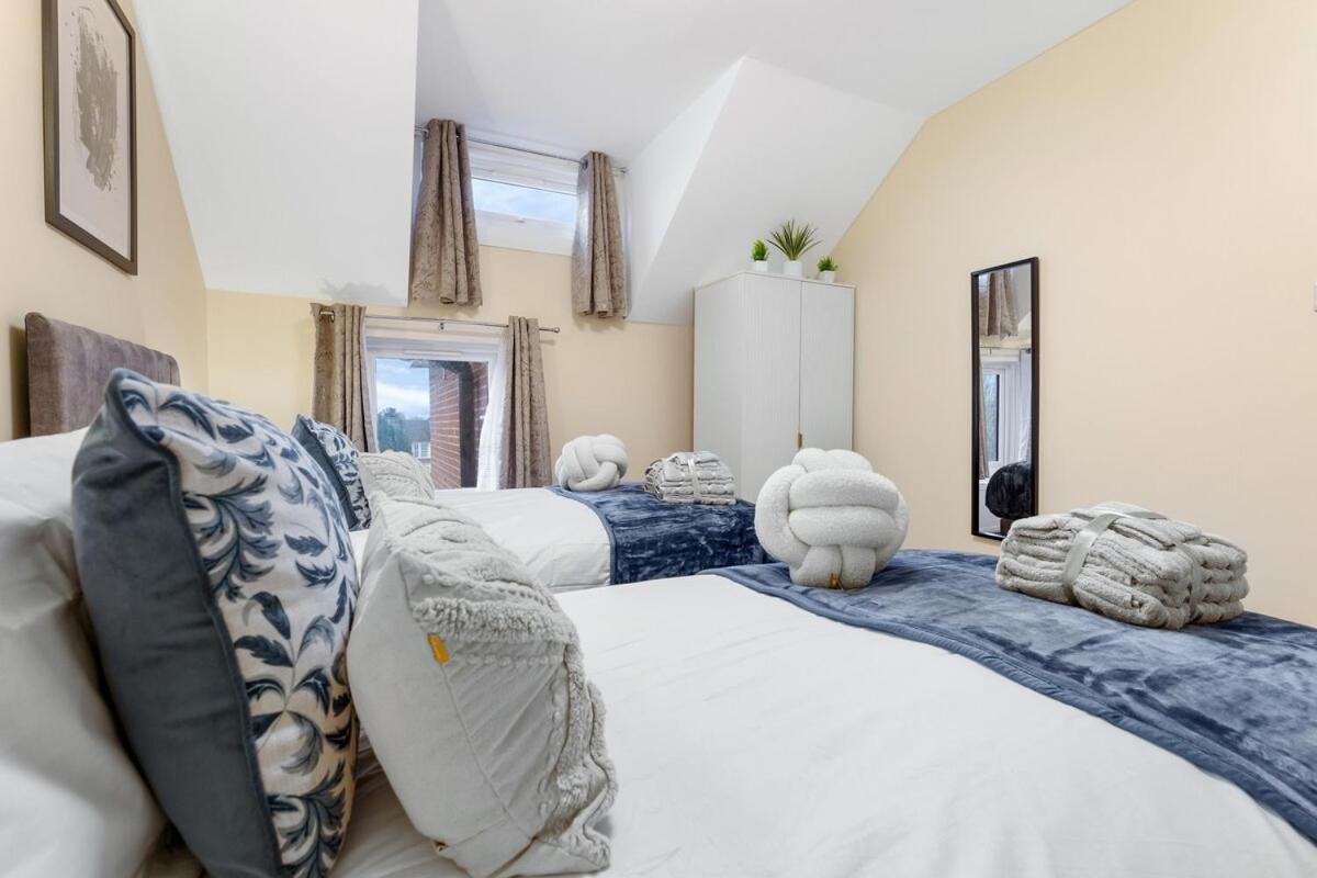 Casa vacanze Lovely 4-br In Leyton - Sleeps 14, Near Tube *