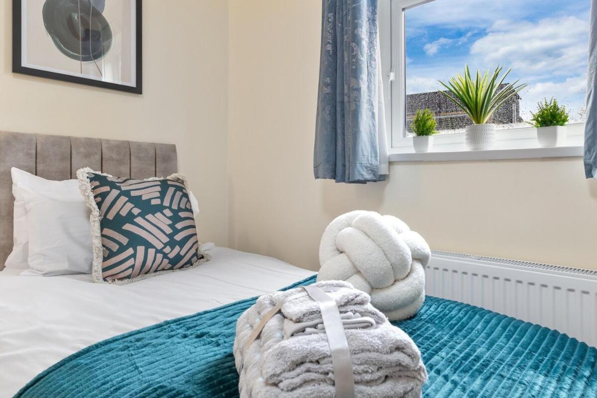 Casa vacanze Lovely 4-br In Leyton - Sleeps 14, Near Tube *